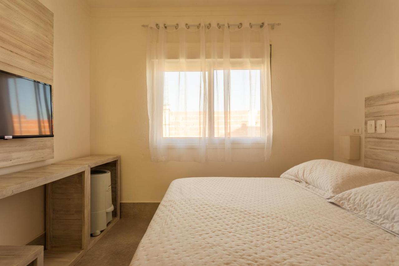 Casa D'Aroeira Residencial Boutique - Centro De Juquei - 2 Quadras Do Mar - Servico De Praia - Roupa De Cama 600 Fios Algodao Egipcio - Toalhas Banho E Praia - Tudo Novo - Estacionamento Interno - Cozinha - Consulte Unidades Com Ofuro Hidro E Cromote Buitenkant foto