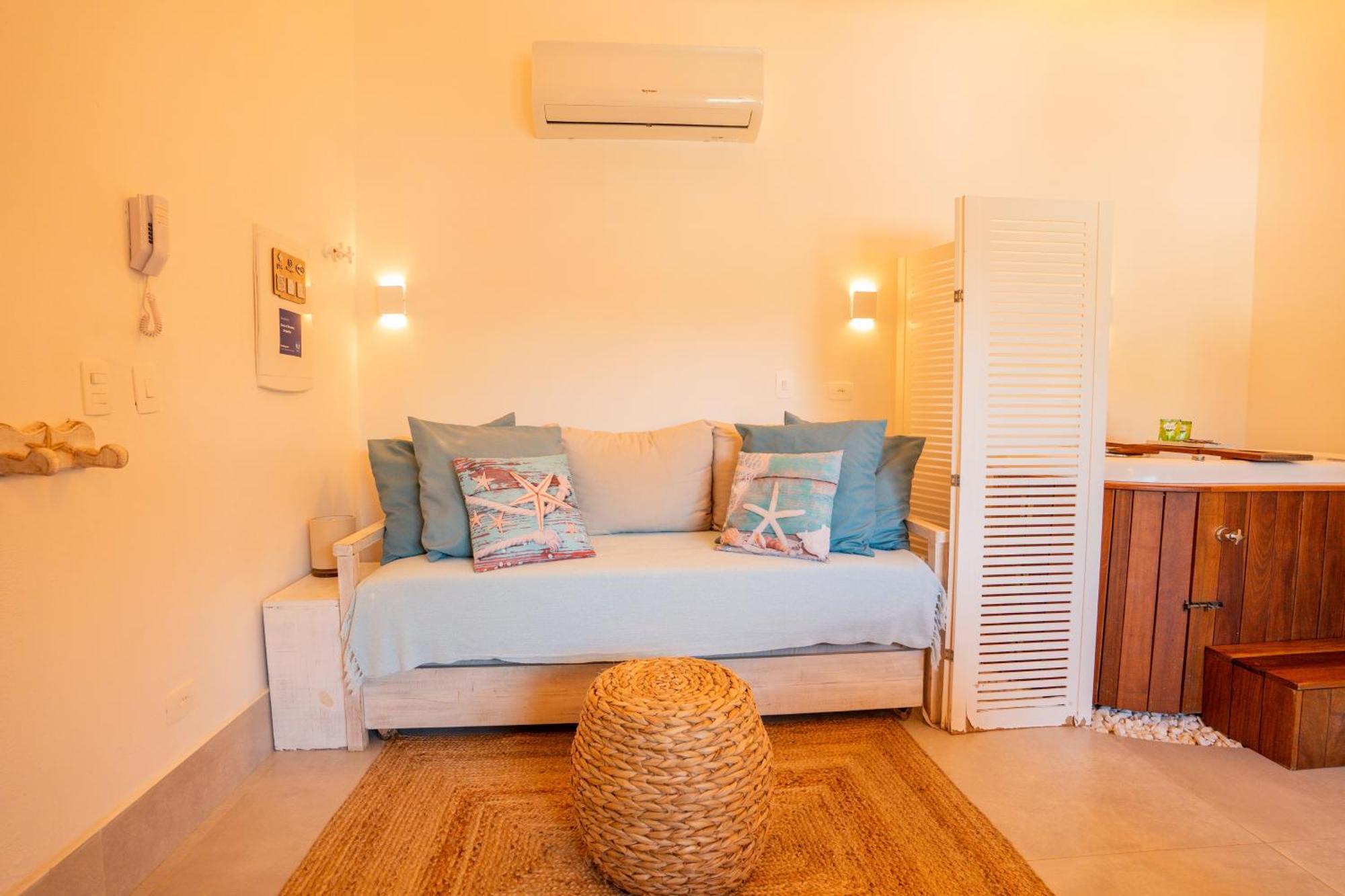 Casa D'Aroeira Residencial Boutique - Centro De Juquei - 2 Quadras Do Mar - Servico De Praia - Roupa De Cama 600 Fios Algodao Egipcio - Toalhas Banho E Praia - Tudo Novo - Estacionamento Interno - Cozinha - Consulte Unidades Com Ofuro Hidro E Cromote Buitenkant foto