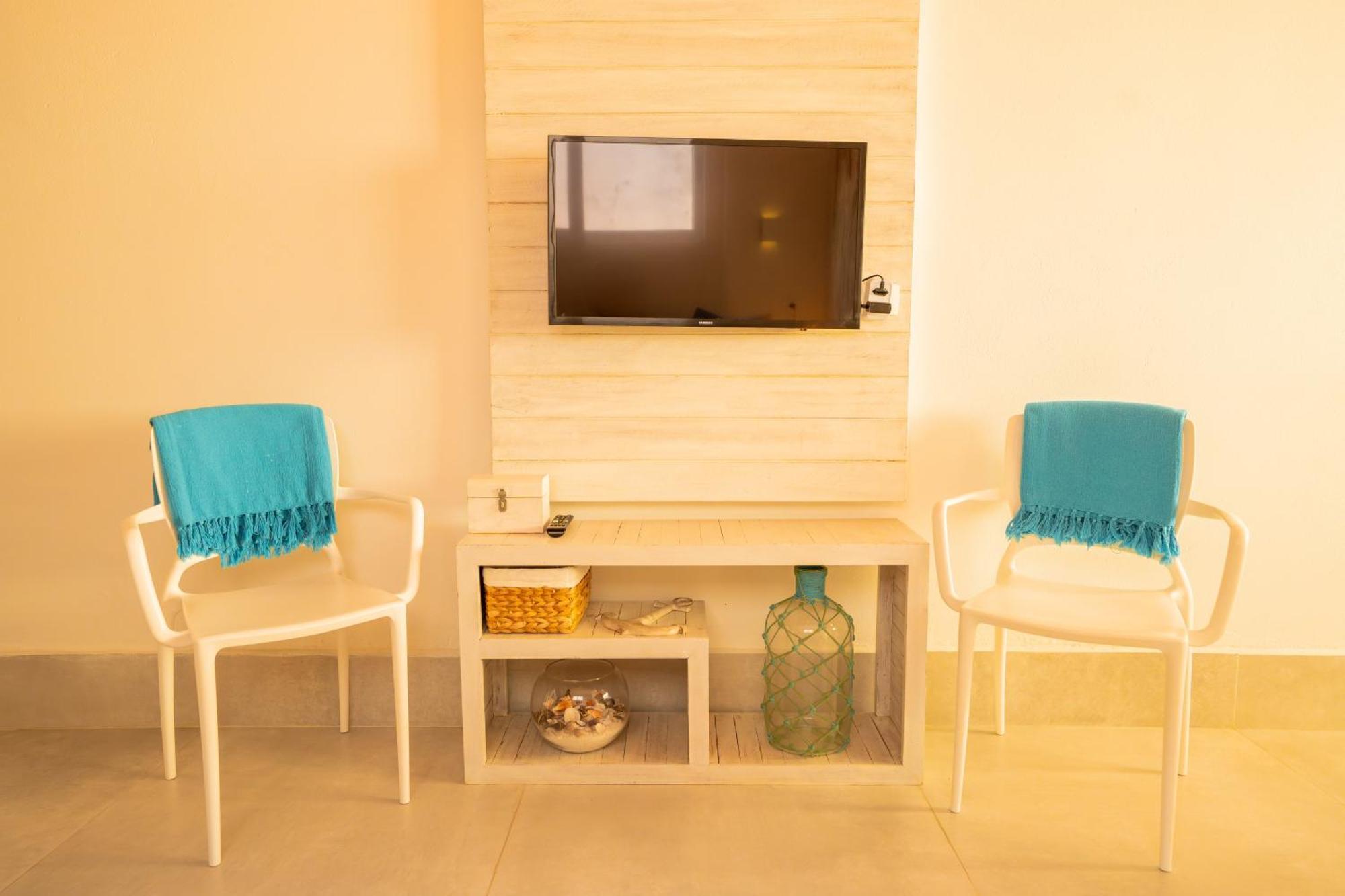 Casa D'Aroeira Residencial Boutique - Centro De Juquei - 2 Quadras Do Mar - Servico De Praia - Roupa De Cama 600 Fios Algodao Egipcio - Toalhas Banho E Praia - Tudo Novo - Estacionamento Interno - Cozinha - Consulte Unidades Com Ofuro Hidro E Cromote Buitenkant foto